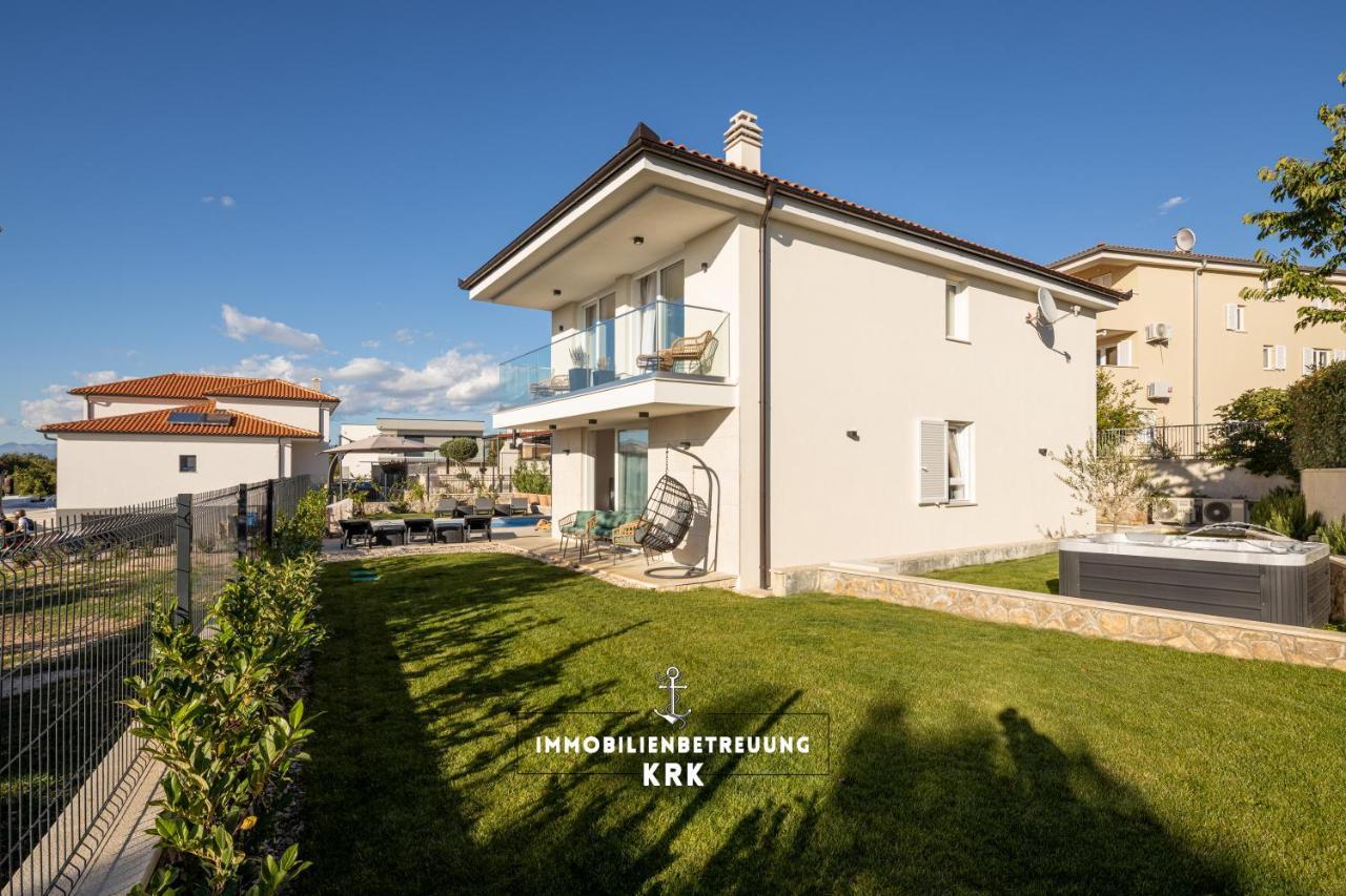 Villa Richard Malinska Buitenkant foto
