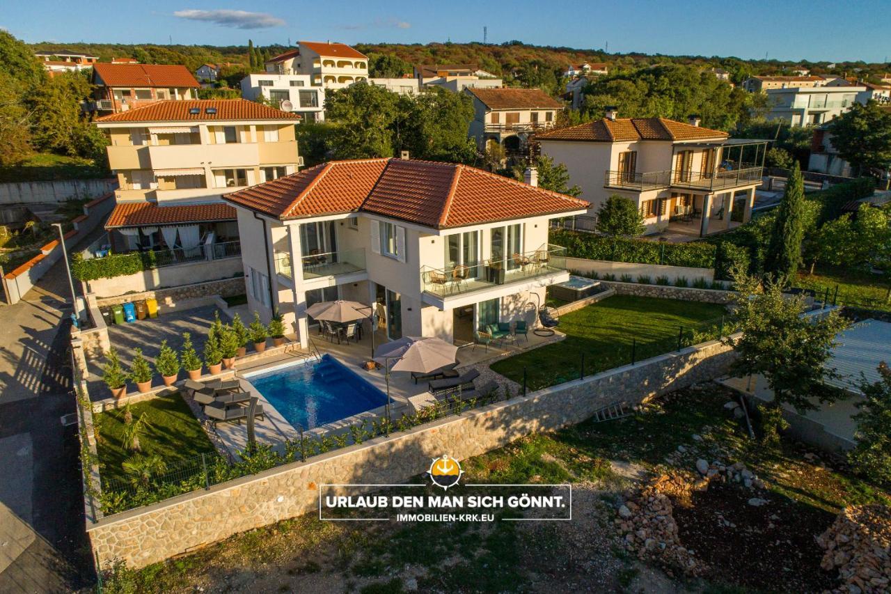 Villa Richard Malinska Buitenkant foto